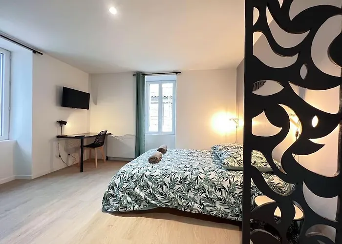 La Feuilleraie N2-standingappart-wifi-proche فونتيناي لو كومت