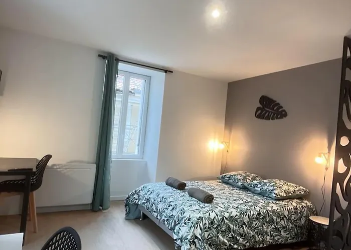 La Feuilleraie N2-standingappart-wifi-proche